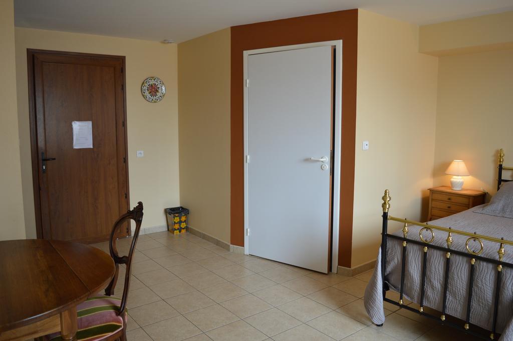 Cote Midi Chambre D'Hote Chaneins Экстерьер фото